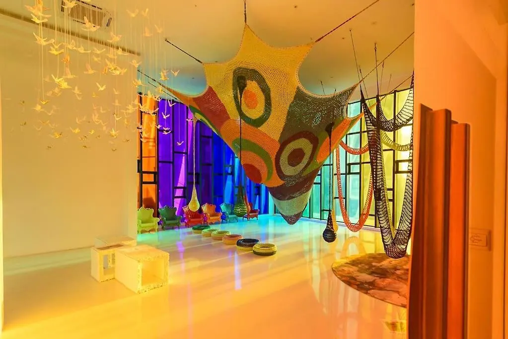 Arte Mont Kiara Netflix Muji 3Rooms 6Pax Kuala Lumpur
