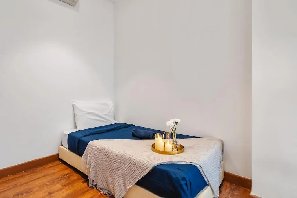 Arte Mont Kiara Netflix Muji 3Rooms 6Pax Kuala Lumpur